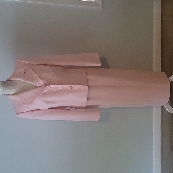 LIZ CLAIBORNNE SUIT SIZE 12 - Picture 2 of 4